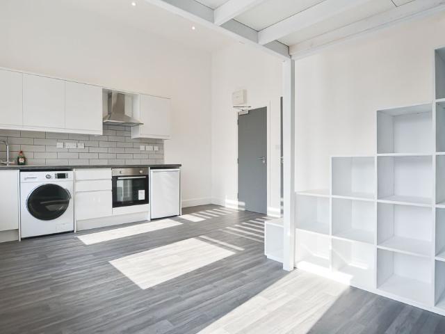 Studio for rent in London Borough of Hackney, Greater London