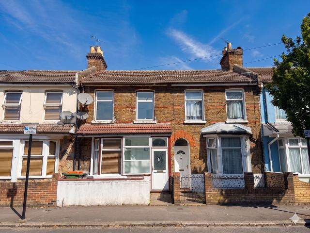 House for rent in Plashet, Greater London