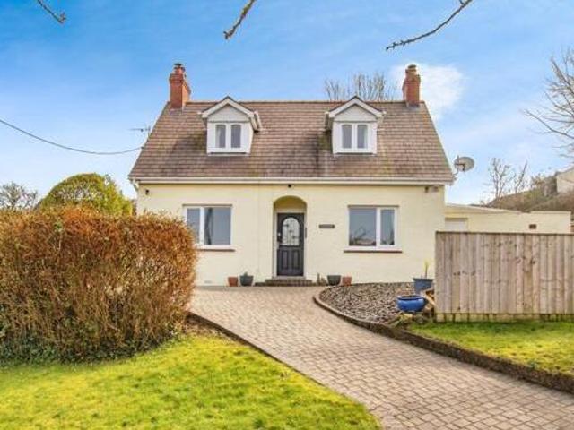 House for sale in Saundersfoot, Wales