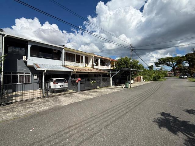Terraced House for sale in Kuching