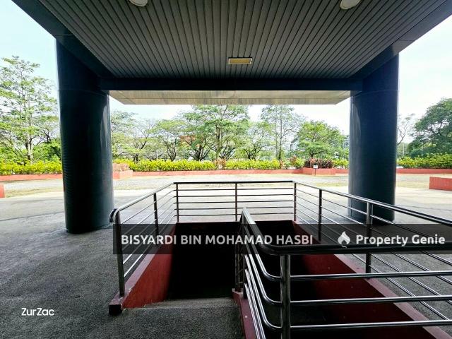 Office for sale in Tanjong Sepat, Selangor