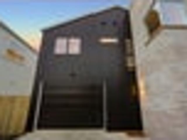 Townhouse for sale in Howick, Oroua County