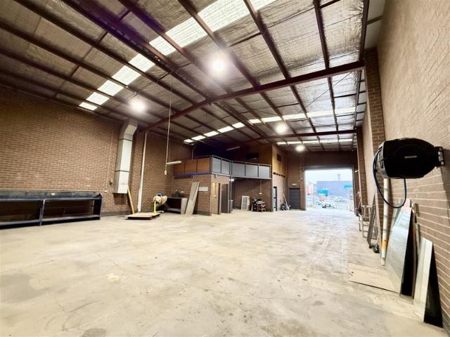 Warehouse for rent in Epping, Melbourne