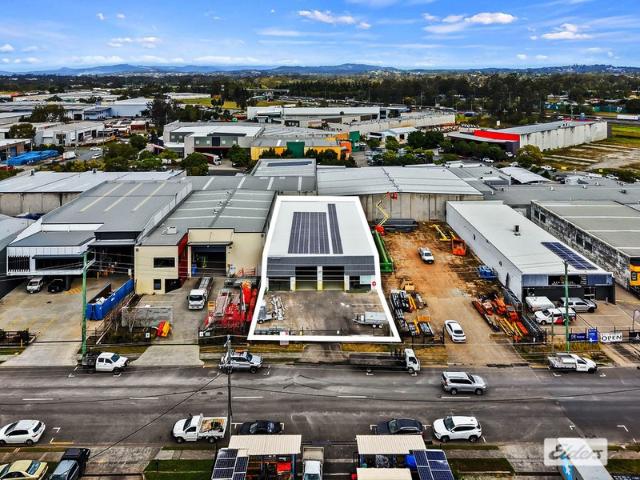 Warehouse for rent in Toombul, Queensland