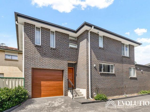 Townhouse for sale in Sydney, New South Wales