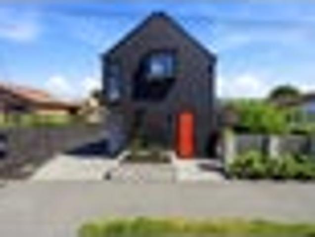 Townhouse for sale in Addington, Spreydon-Cashmere Community