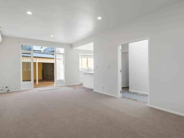 Townhouse for rent in Auckland, Oroua County