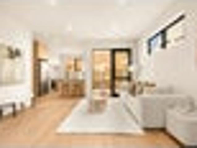 Townhouse for sale in Hillersden, Oroua County