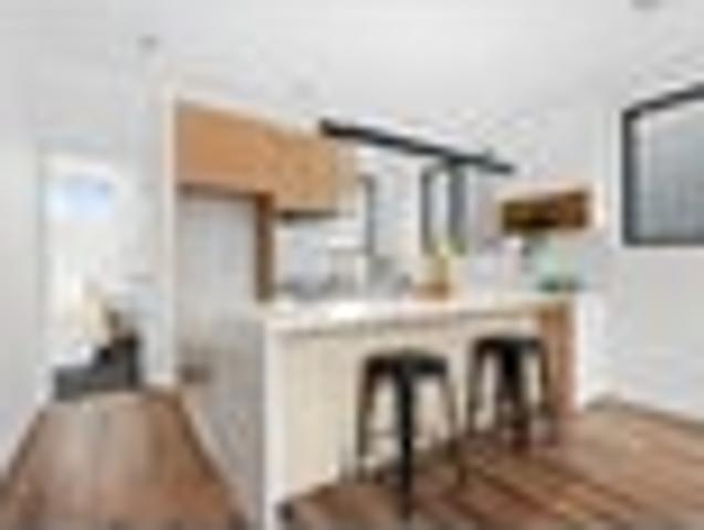 Townhouse for sale in New Lynn