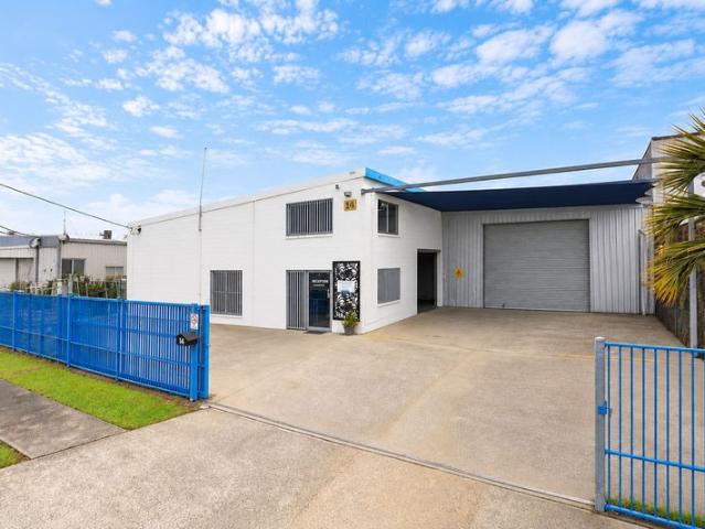Warehouse for rent in Warana Industrial Area, Sunshine Coast Regional