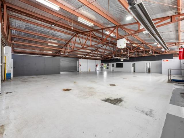 Warehouse for rent in Canadian, Ballarat
