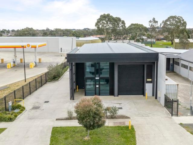 Warehouse for rent in Ballarat, Victoria