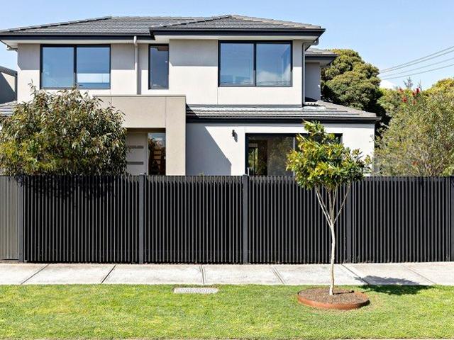 Townhouse for sale in Camerons Creek, Victoria