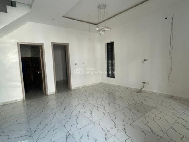 Detached house for rent in Eti Osa, Lagos