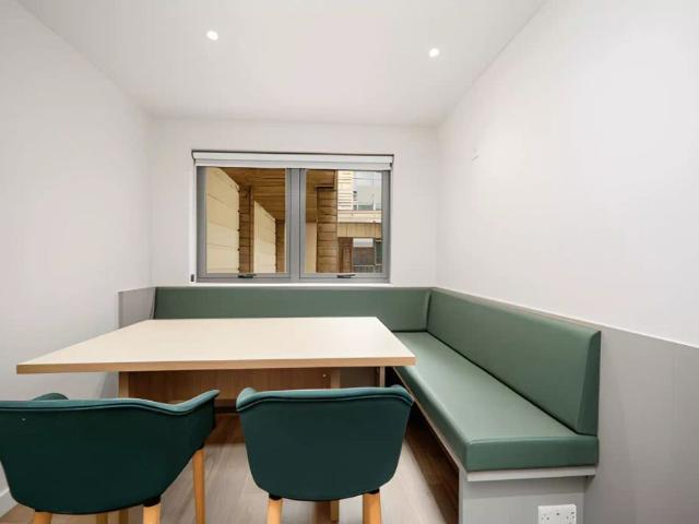 Room for rent in Spike Island, Feckenham
