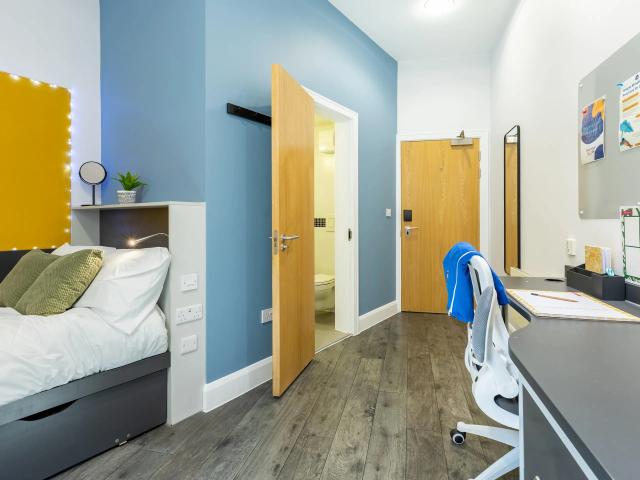 Room for rent in London Borough of Camden, Greater London