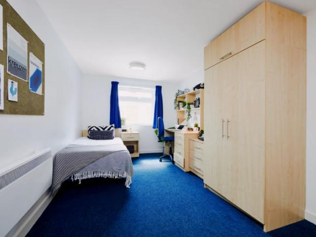 Room for rent in Watergate, Devon
