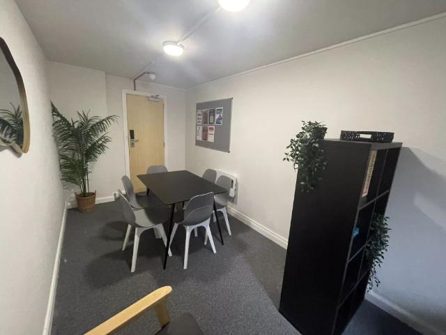 Room for rent in Haddon, East Midlands