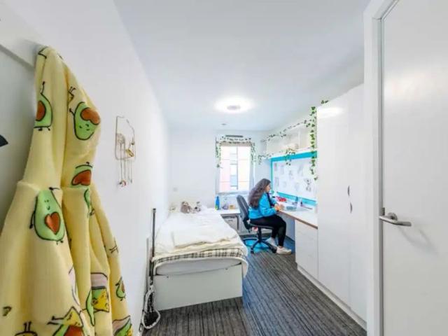 Room for rent in Haddon, East Midlands