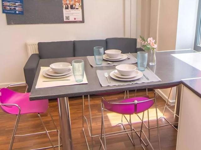 Room for rent in Haddon, East Midlands