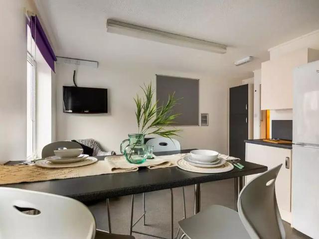 Room for rent in Lowfield, South Yorkshire