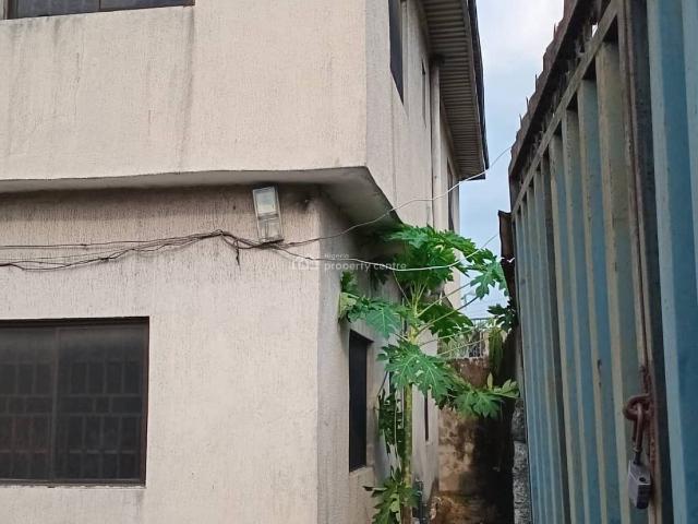 Flat for sale in Etche, Rivers