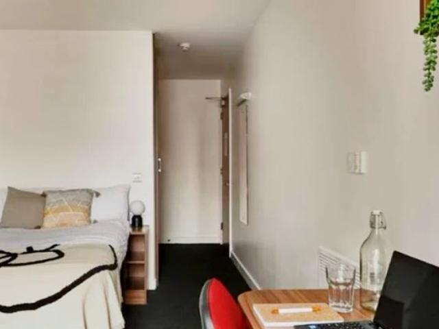 Room for rent in Hillfields, West Midlands