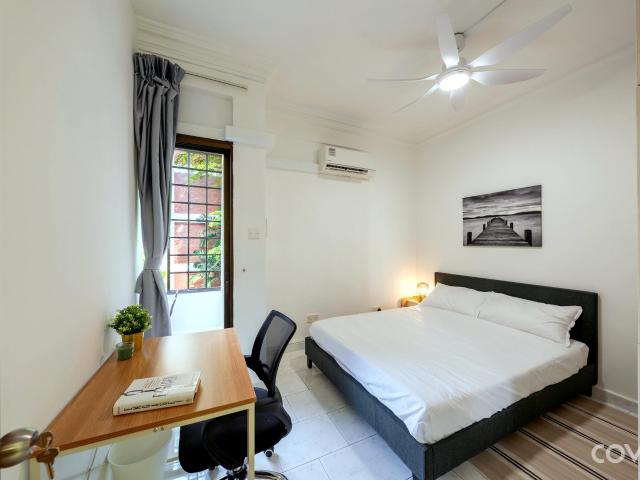 Room for rent