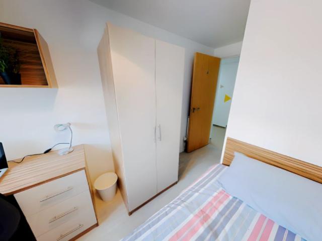 Room for rent in Somers Town, City Of Portsmouth