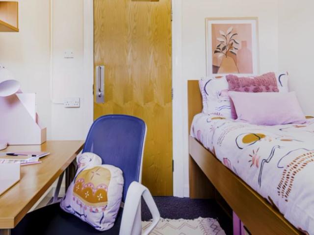 Room for rent in Fitzrovia, Greater London
