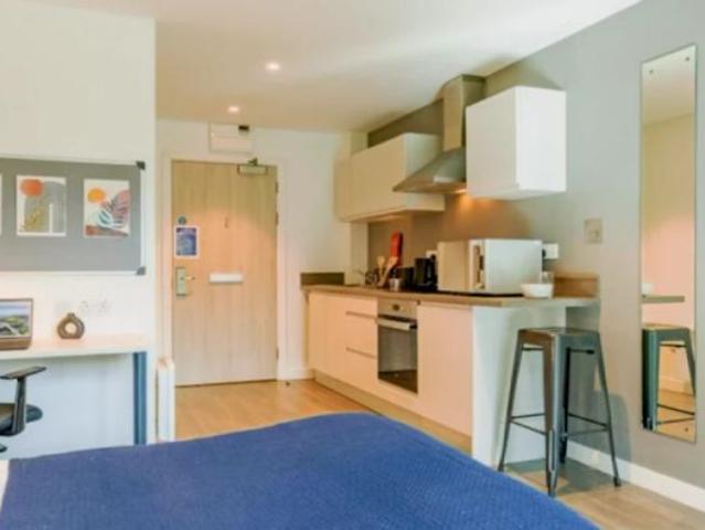 Studio for rent in Ferryhill, Ballindoch