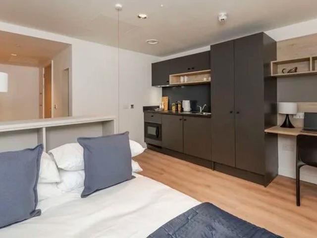 Studio for rent in Newington, Scotland