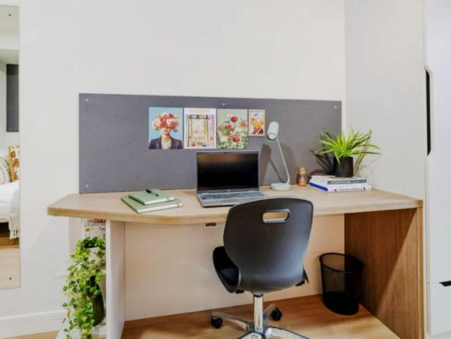 Studio for rent in Cowcaddens, Scotland