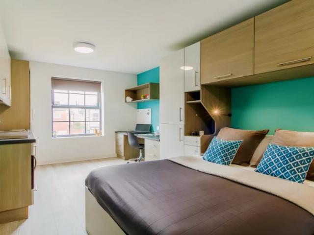 Studio for rent in Durham