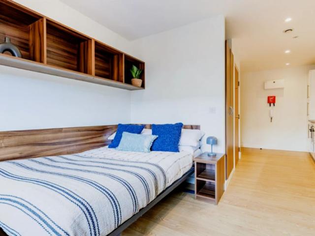 Studio for rent in Newtown, Exeter