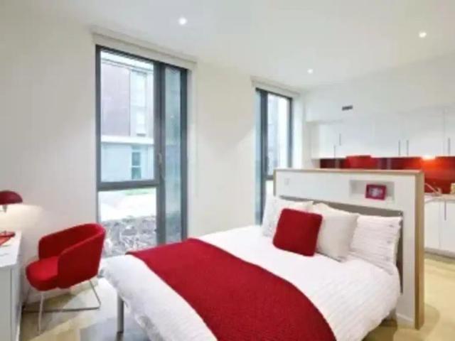 Studio for rent in Shepherd's Bush, Greater London