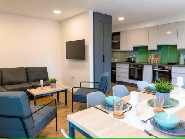 Studio for rent in Guildford Park, Westborough