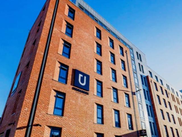Studio for rent in Merchant City, Scotland