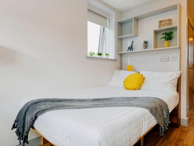 Room for rent in Somers Town, City Of Portsmouth