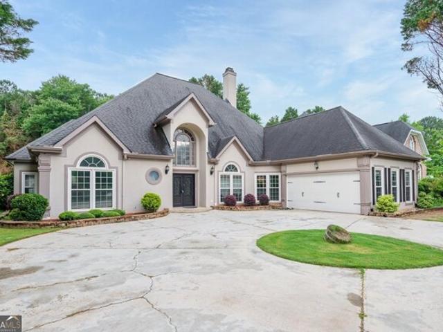 House for sale in Johns Creek