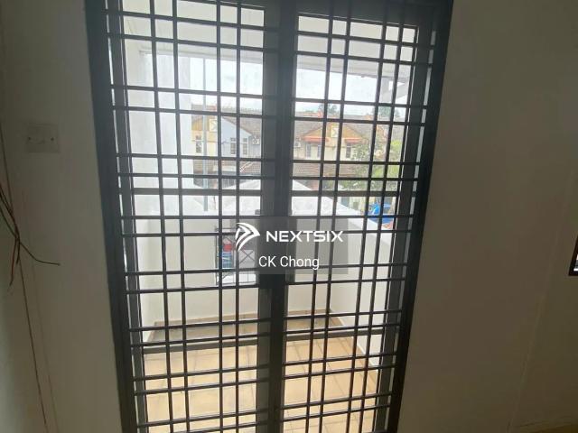 Residential House for sale in Plentong, Johor