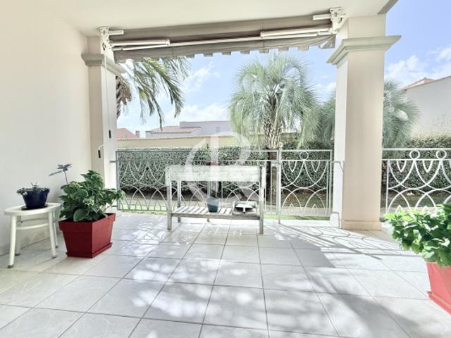 Appartement vente à Arrondissement de Toulon, Hyères