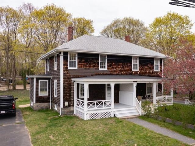 House for sale in Manomet, Massachusetts