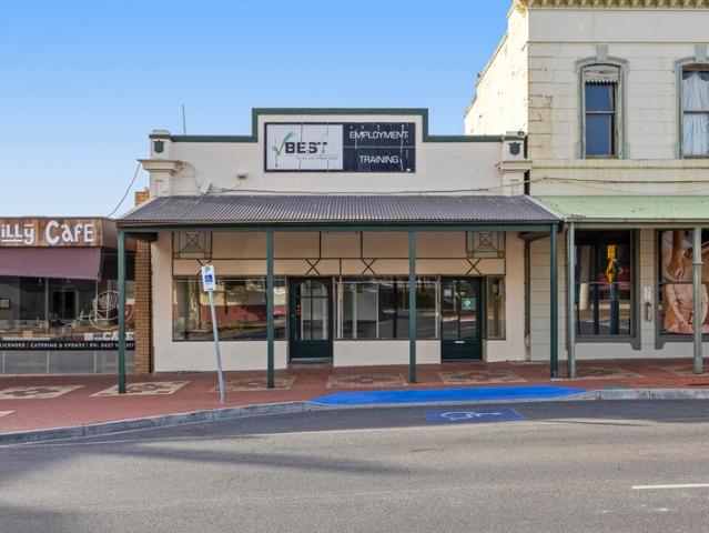 Office for rent in Stawell, Victoria