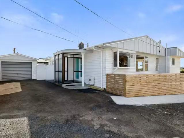 House for sale in Hillsborough, Taranaki