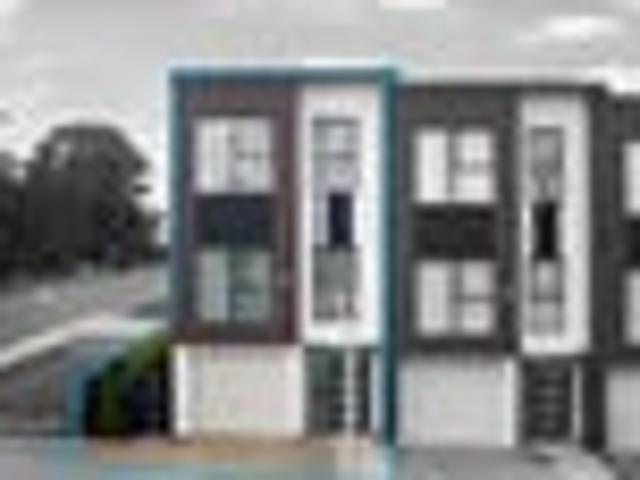 Townhouse for sale in Paremoremo