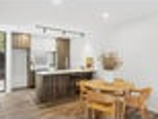 Townhouse for sale in Heathcote, Canterbury