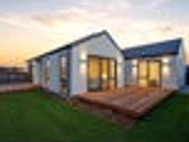 House for sale in Chaslands, Canterbury