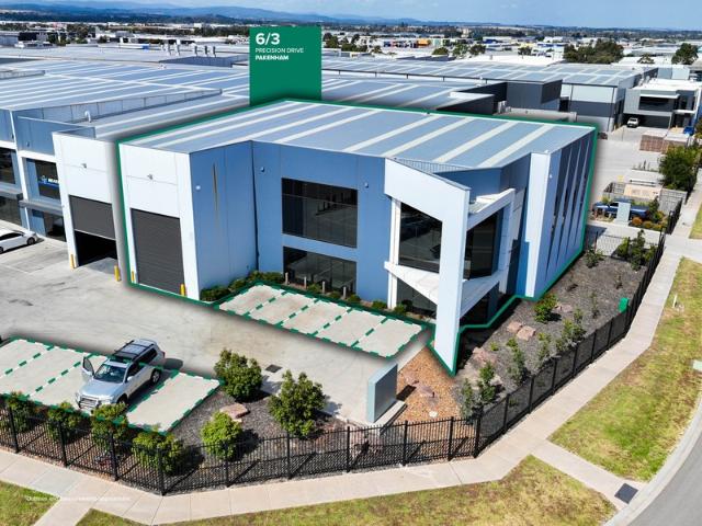Warehouse for rent in Southeast Business Park, Melbourne