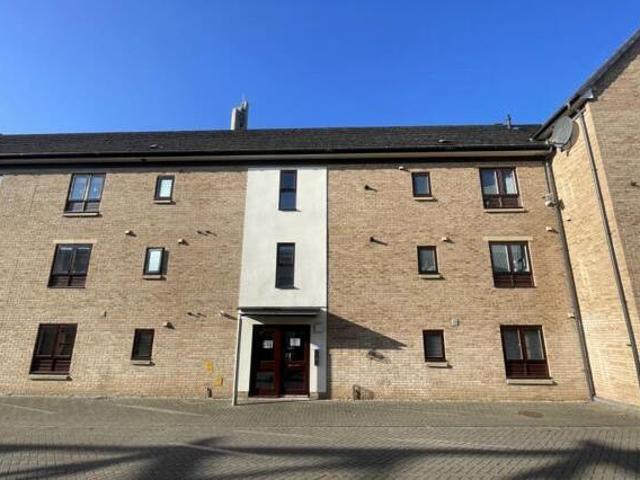 House for sale in Northampton, Northamptonshire